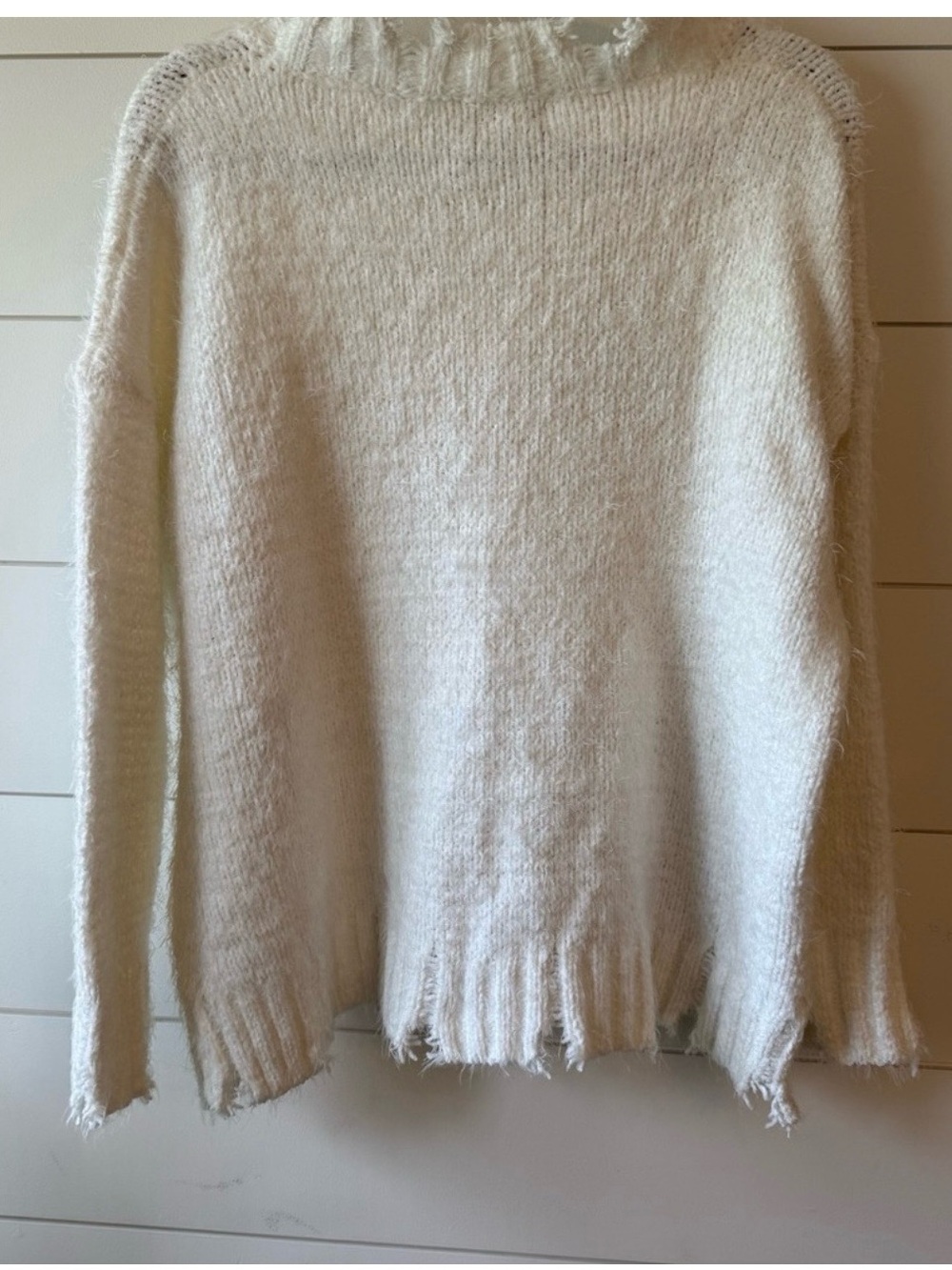POL Distressed Eyelash Knit Sweater Boho Oversized Pullover Boutique Brand - Picture 3 of 6